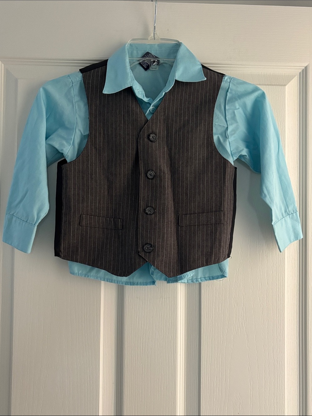 Boys Dress Vest & Light Blue Shirt Set Sz 5